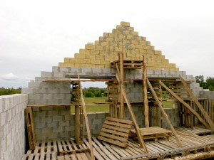 фронтон из пеноблоков