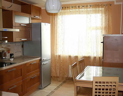 Карнизы на люверсах