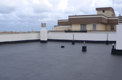 Кровля, покрытая мастикой