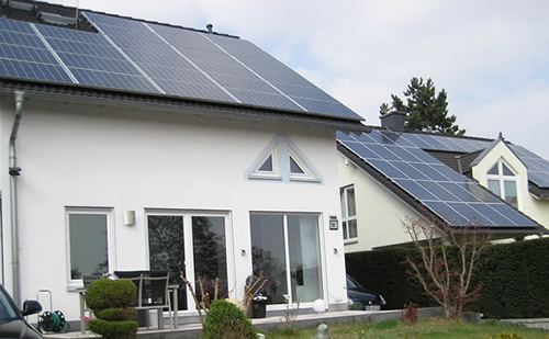 Крыша из солнечных батарей