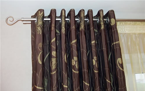 Необычный наконечник карниза