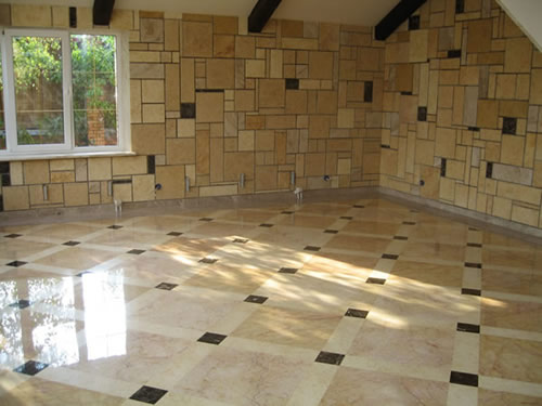 Оформление помещения керамикой под камень