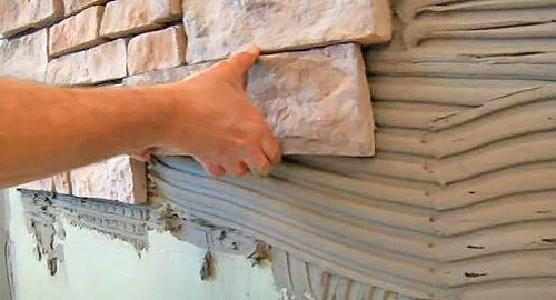 Особенности отделки декоративным камнем
