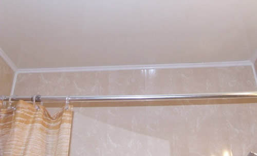 Специальная краска для потолка в ванной