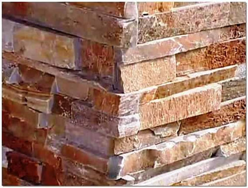 Отделка фасада загородного дома. Искусственный камень