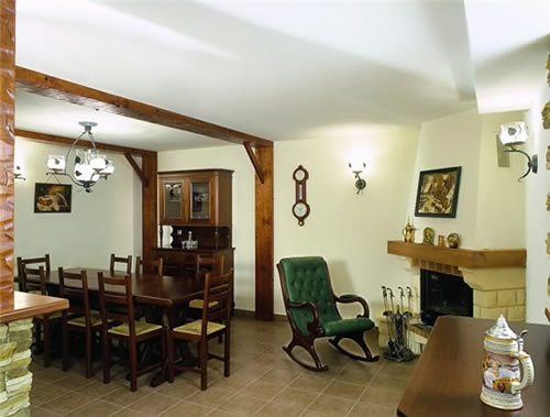 Современная кухня в частном доме