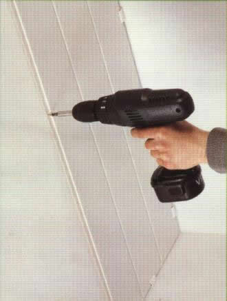 Монтаж ПВХ-панелей