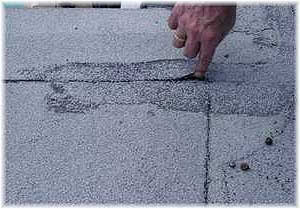 повреждения кровельного ковра