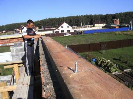 Укладка мауэрлата