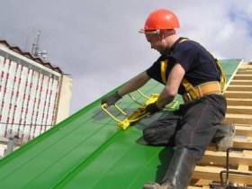 монтаж жесткой фальцевой кровли